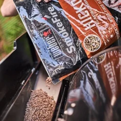 Weber SmokeFire Wood Pellets Hickory 6 Weber SmokeFire Wood Pellets Hickory -Grillora Sales 190102 3